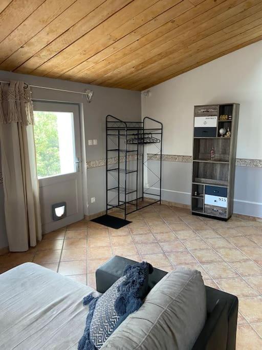 Gite A La Ferme Avec Jacuzzi Et Sauna Villefloure Екстериор снимка