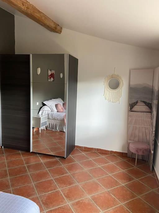 Gite A La Ferme Avec Jacuzzi Et Sauna Villefloure Екстериор снимка