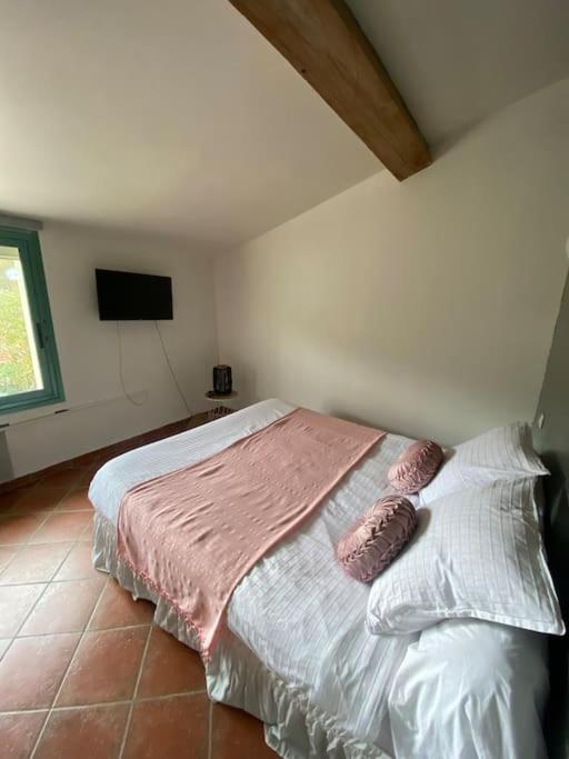 Gite A La Ferme Avec Jacuzzi Et Sauna Villefloure Екстериор снимка