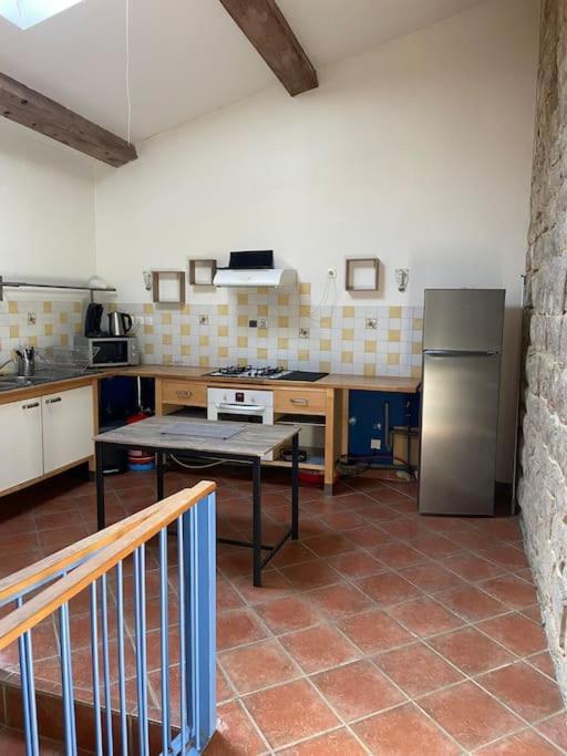 Gite A La Ferme Avec Jacuzzi Et Sauna Villefloure Екстериор снимка